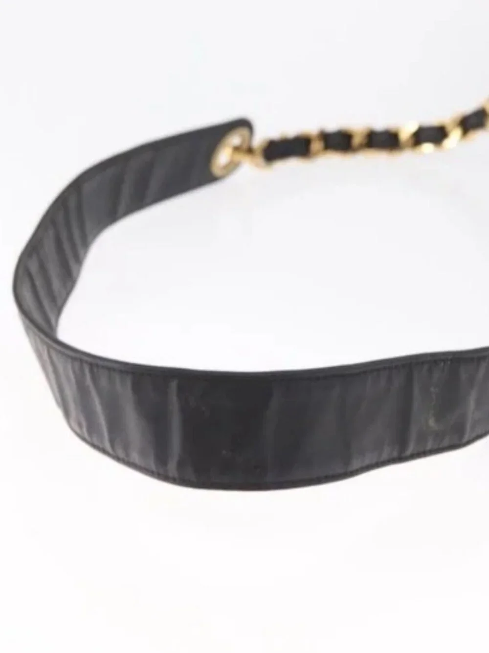 CHANEL Chain Shoulder Bag Patent leather Black Gold CC Auth 164017